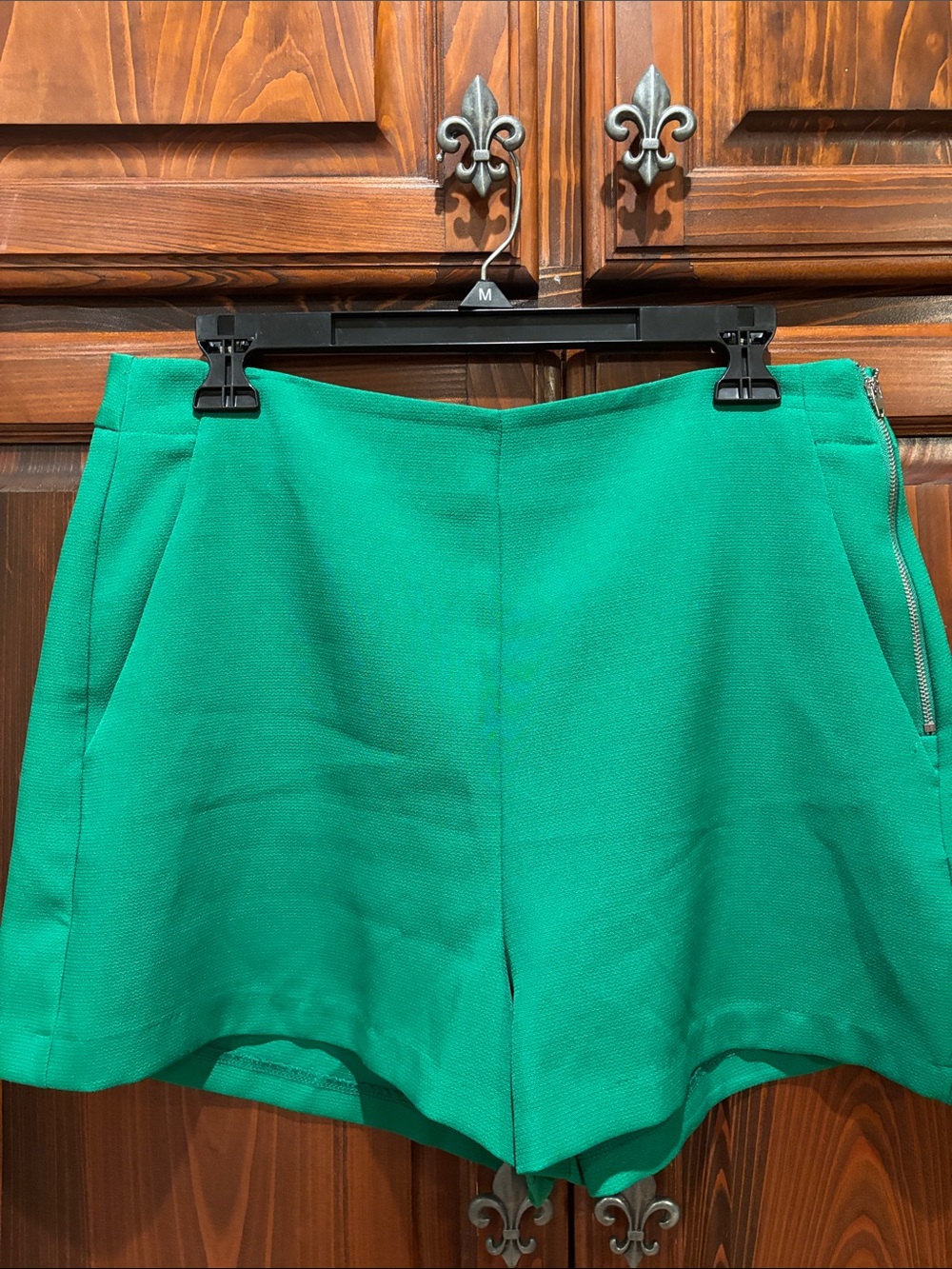 High-Waist Women's Tailored Shorts in Emerald Green